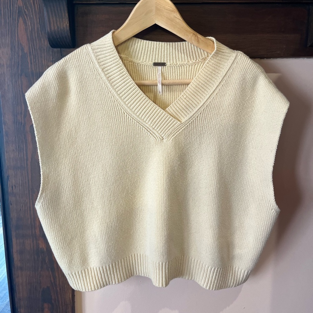 Free People Cream Oversized Sweater Vest V Neck Chunky Knit Boho L - Picture 8 of 11